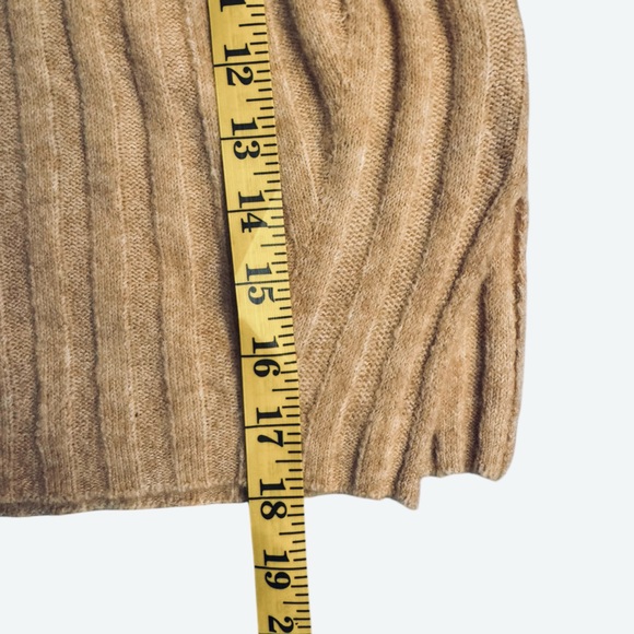 TopShop Ribbed Slightly Cropped Sweater - Picture 7 of 7